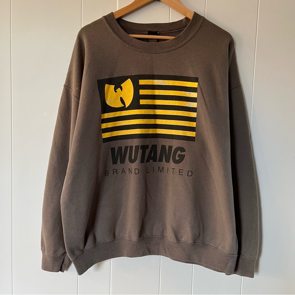 Vintage Wu Tang Brand Limited Sweatshirt Graphic Flag Grey Clan Distressed Iron